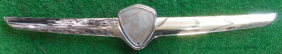 PROTON PERSONA FRONT GRILLE (MN503039)