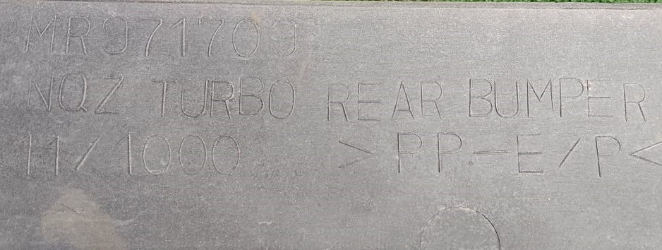 MITSUBISHI AIR TREK 600 REAR BUMPER SILVER (MR971700)