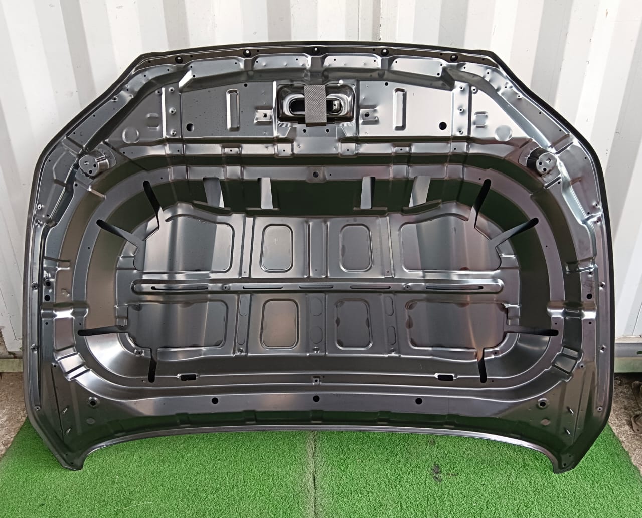 NISSAN NAVARA 2021 2/4DOOR FRONT BONNET WITH MOLDING HOLE (NSD07C-181GA-NFNA)