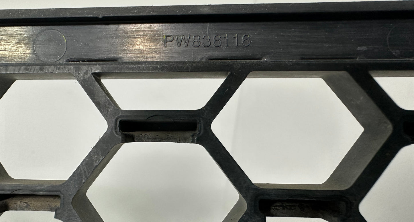 PROTON BLM FRONT BUMBER LOWER GRILLE (PW836116)