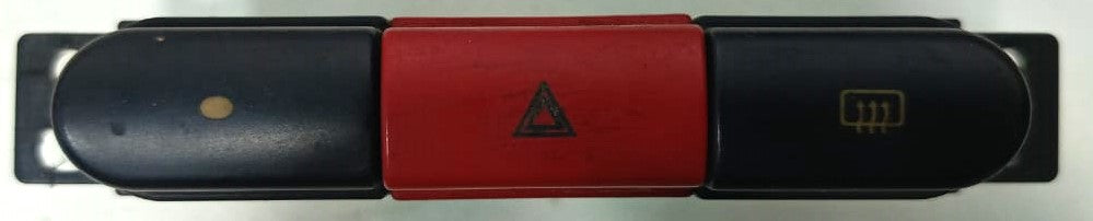 PROTON SAGA BLM CENTRE EMERGENCY HEATER SWITCH (PW855350)