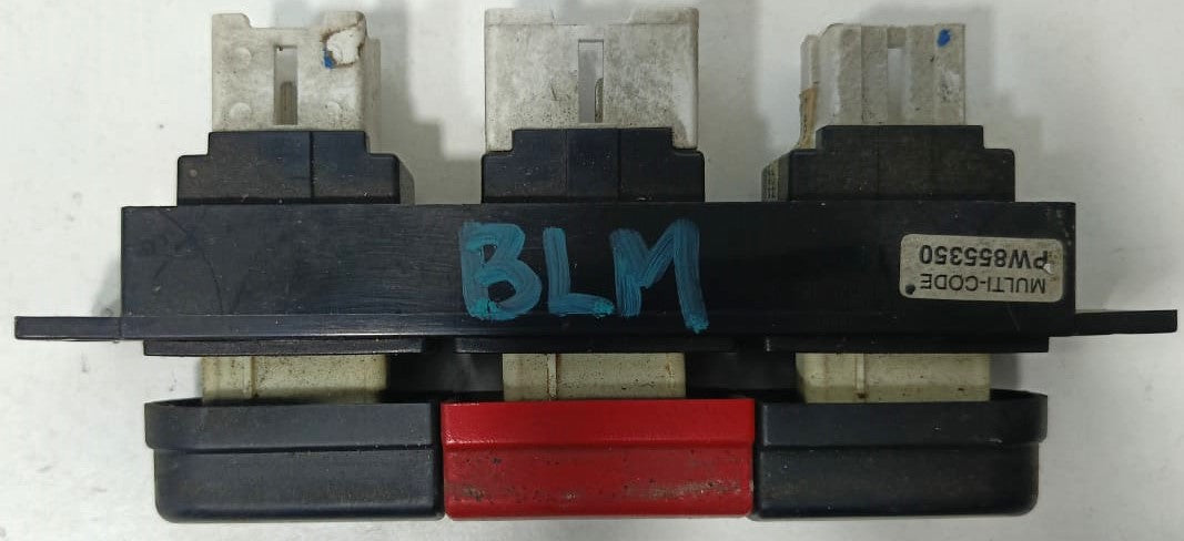 PROTON SAGA BLM CENTRE EMERGENCY HEATER SWITCH (PW855350)