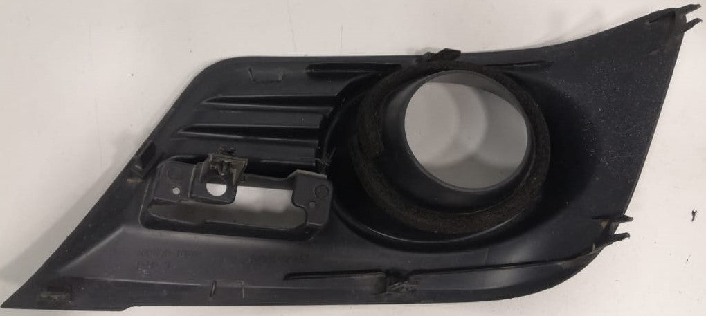 TOYOTA VIOS TRD FOG LAMP COVER GOT HOLE RH (PZ035-0KA57)