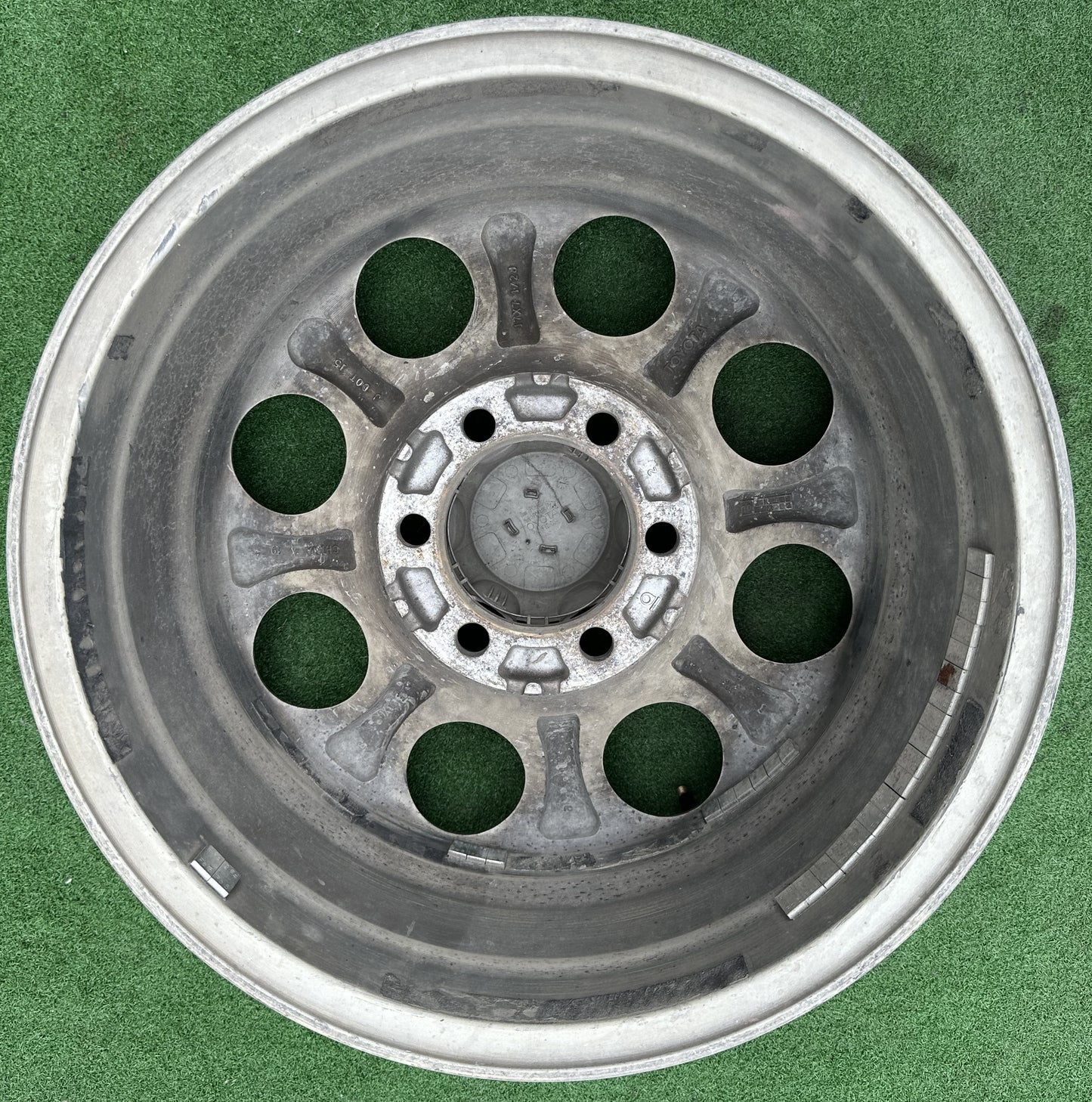 TOYOTA FJ CRUISER 6HOLE 17X7.5J RIM (RIM00003)