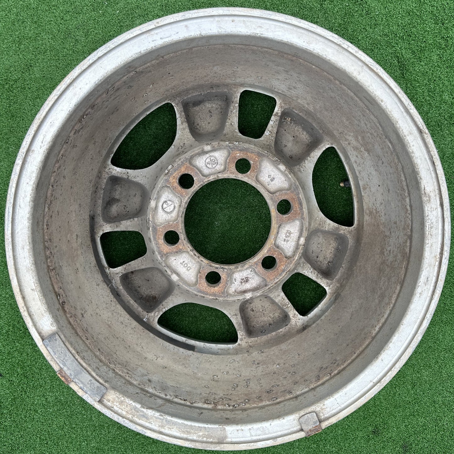 TOYOTA 4RUNNER 6HOLE 15X7JJ RIM (RIM00013)