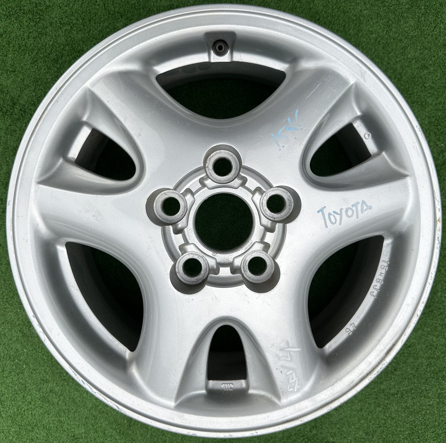 TOYOTA RAV4 5HOLE 15X6J RIM (RIM00014)