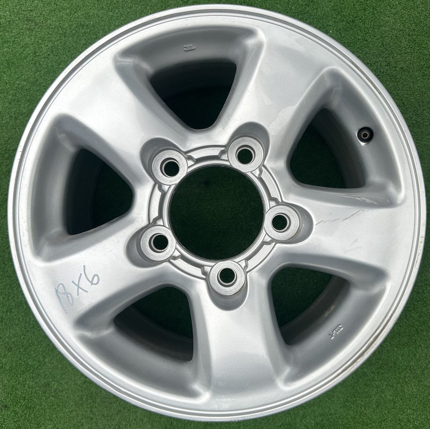 TOYOTA LAND CRUISER L100 5HOLE 16X8JJ RIM (RIM00021)