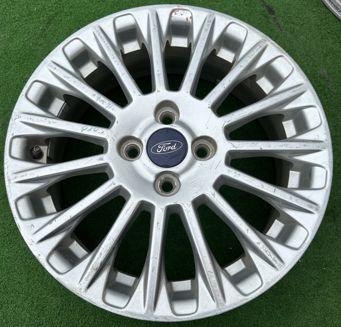 FORD FIESTA 4HOLE 16X6J RIM (RIM00063)