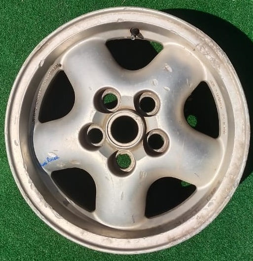 LAND ROVER 5HOLE 16X8J RIM (RIM00099)