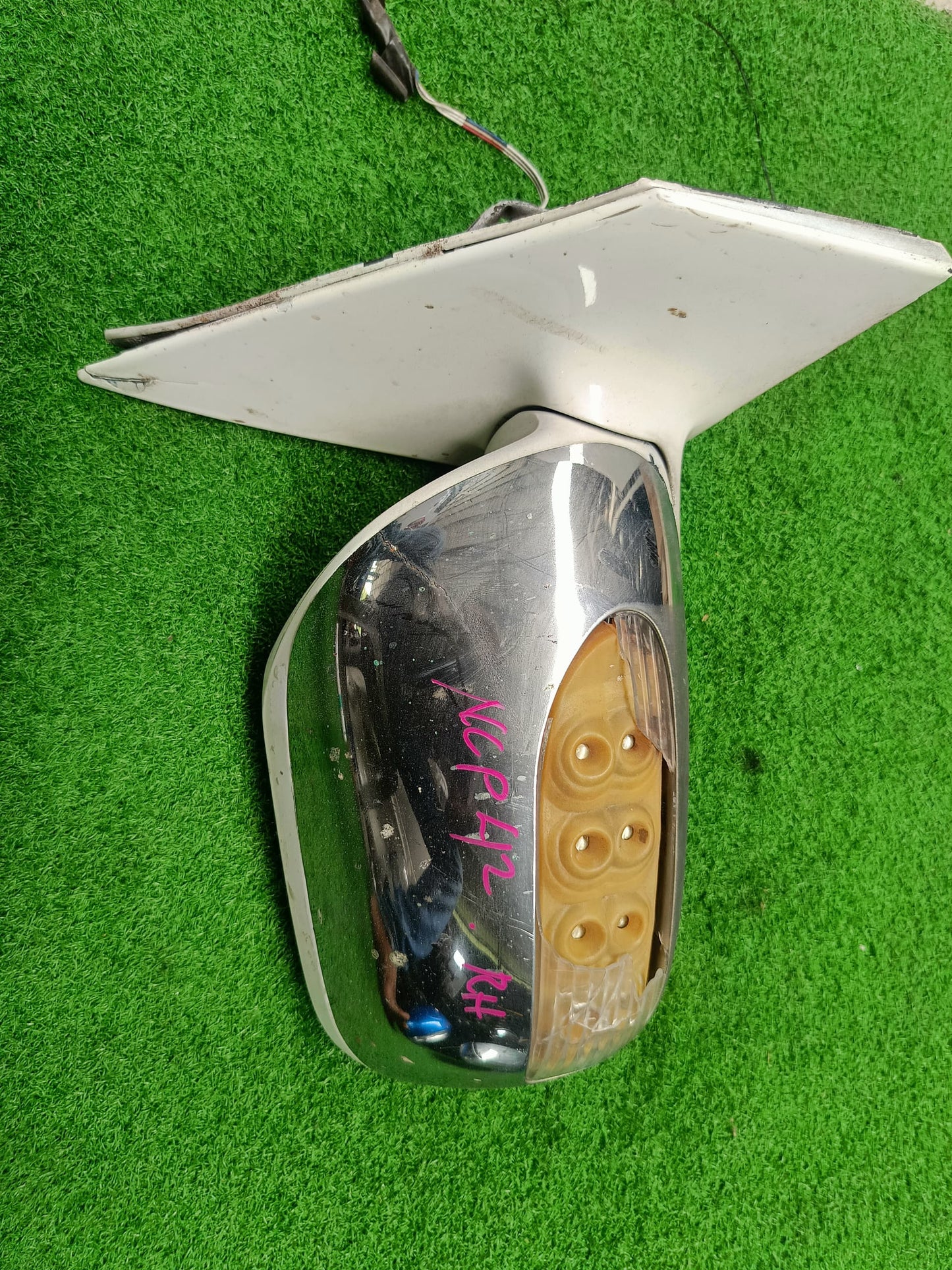 TOYOTA VIOS NCP42 SIDE MIRROR 3WIRE SILVER (SM10006)