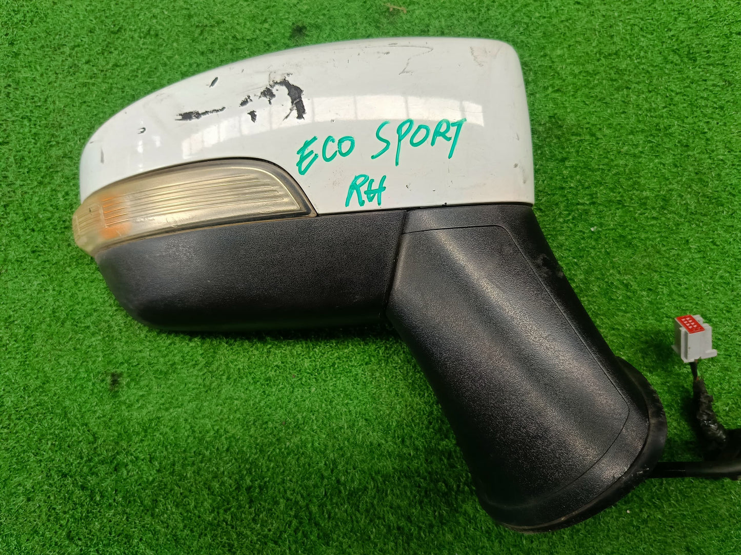 FORD ECO SPORT SIDE MIRROR RH 5WIRE WHITE (SM8000)