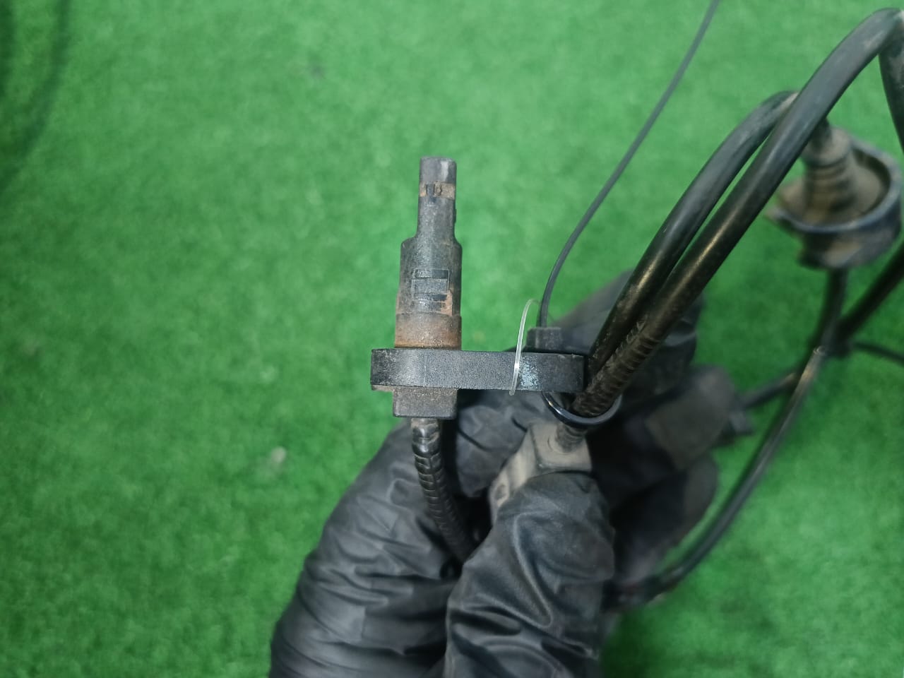 HONDA CIVIC ABS SENSOR RH (SNA-00-FR-00)
