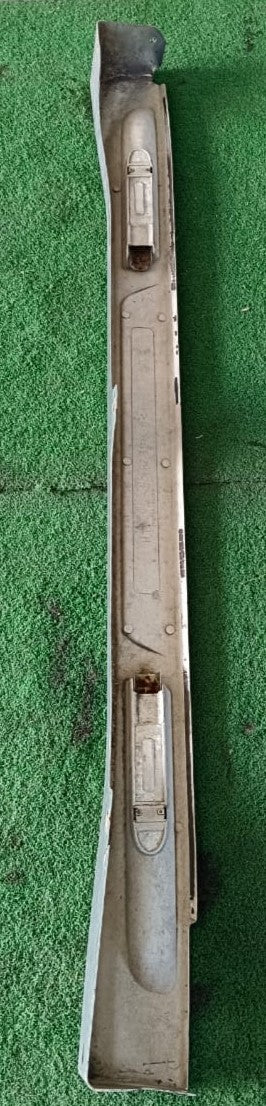 TOYOTA RAV4 SIDE SKIRT SILVER LH (SS003)