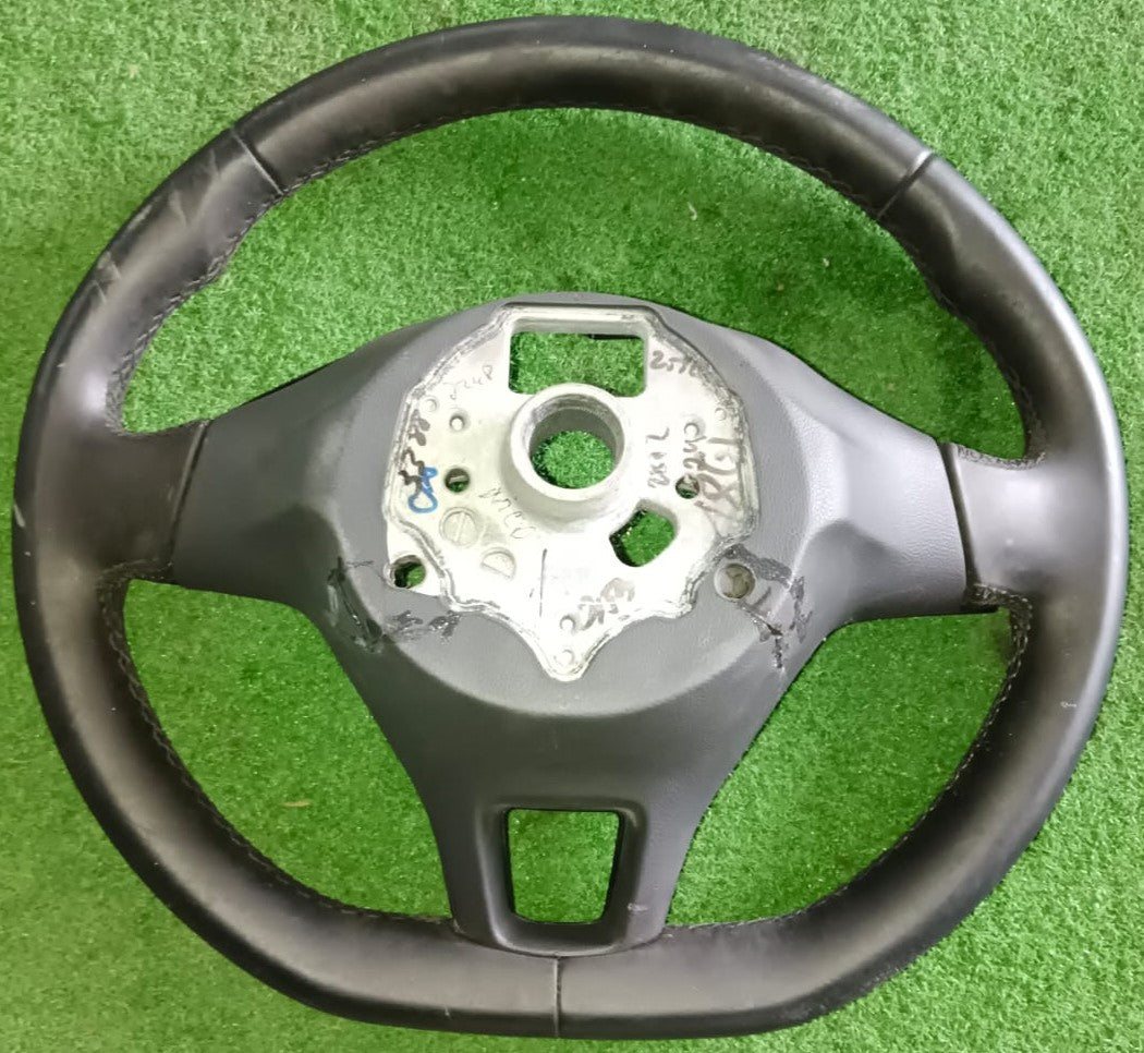 VOLKSWAGEN POLO STEERING WHEEL (SW00077)