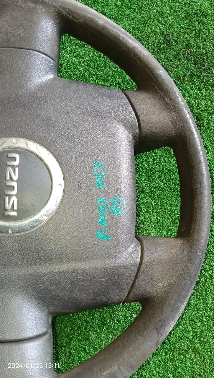 ISUZU DMAX ITEQ STEERING WHEEL (SW00078)
