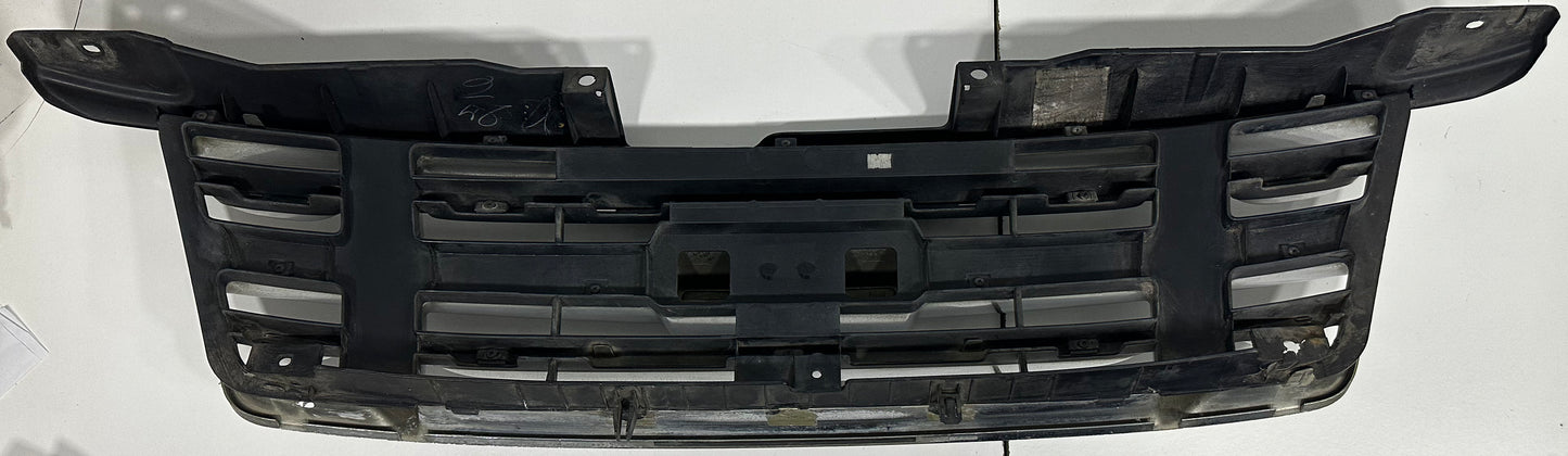 DMAX ITEQ FRONT CHROME GRILLE TAIWAN (B) (T00001)