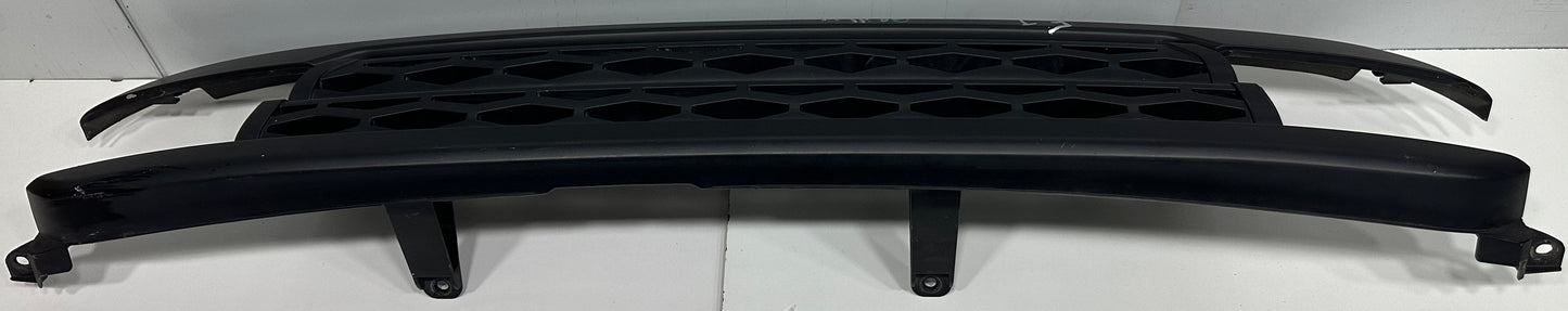 FJ GRILLE BLACK (T00014)