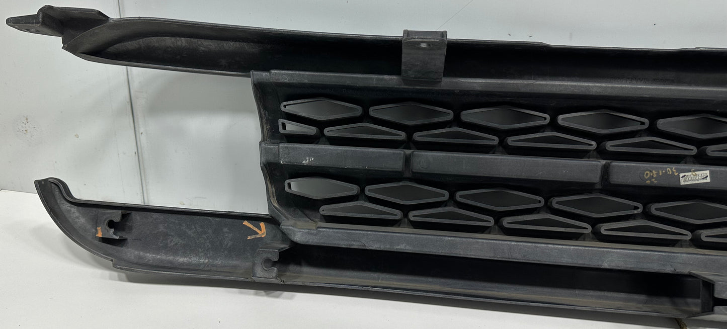 FJ GRILLE BLACK (T00014)