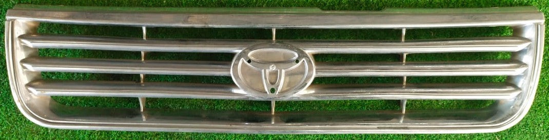 TOYOTA UNSER FRONT CHROME GRILLE (T00018)