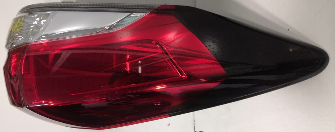 TOYOTA ARUZ OUTER TAIL LAMP LH (TL00208)