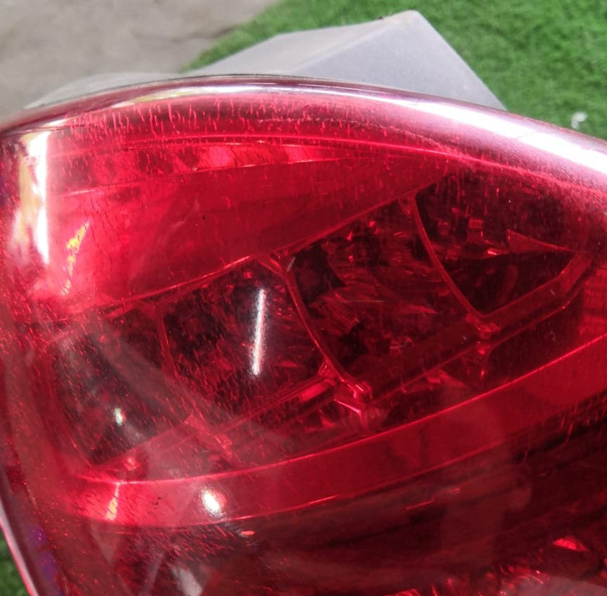 TOYOTA WISH TAIL LAMP LH (TL00107)