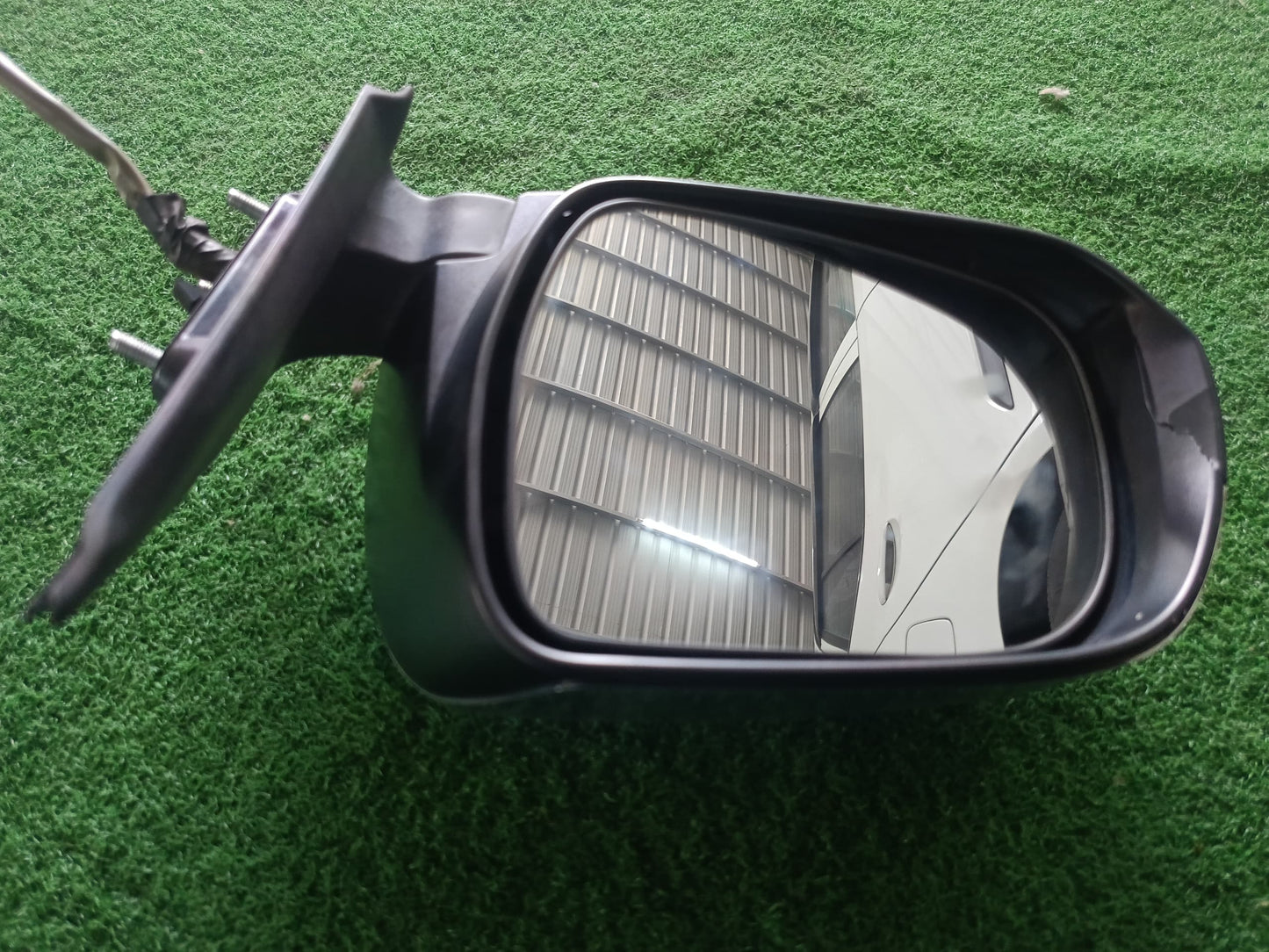 TOYOTA VIGO KUN26 SIDE MIRROR 5WIRE SILVER LH (MS00003)