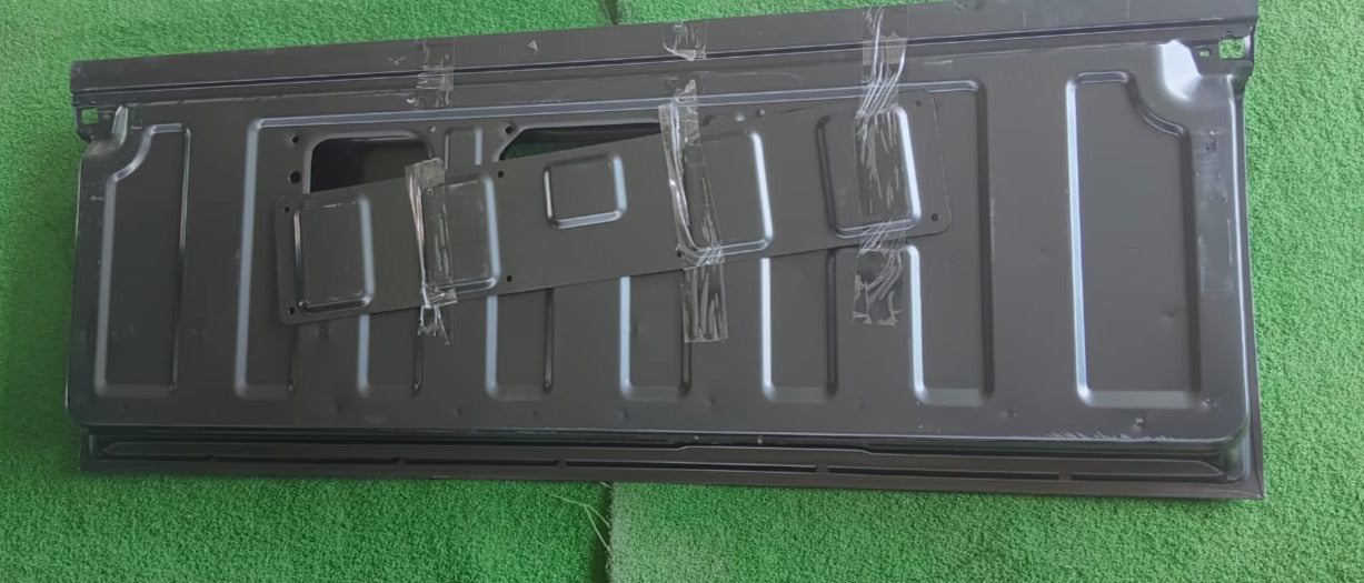 TOYOTA HILUX VIGO (KUN26) 2011 2DOOR TAIL GATE WITH HOLE (TYN07J-271PB-NFNA)
