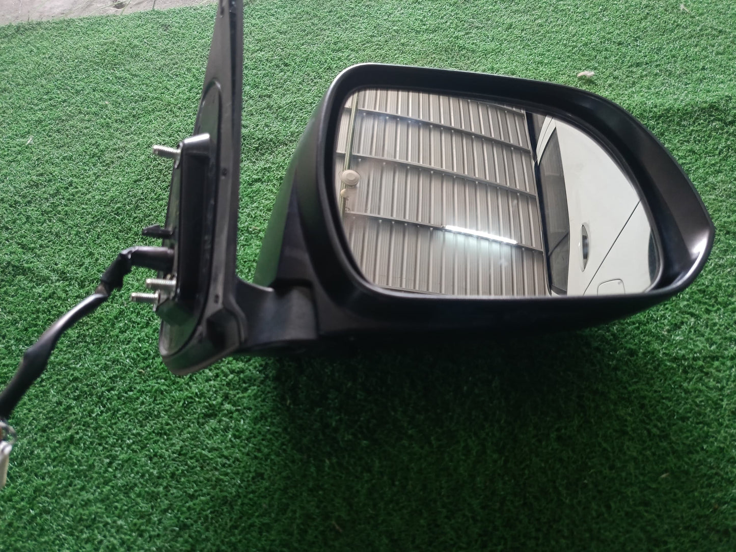 TOYOTA VIGO KUN26 SIDE MIRROR 5WIRE SILVER RH (MS00006)
