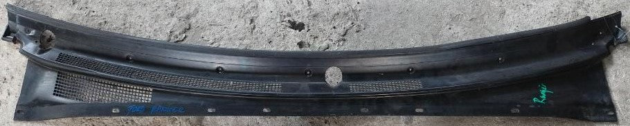 FORD RANGER WIPER GRILLE LH/RH SET (WPS0012)