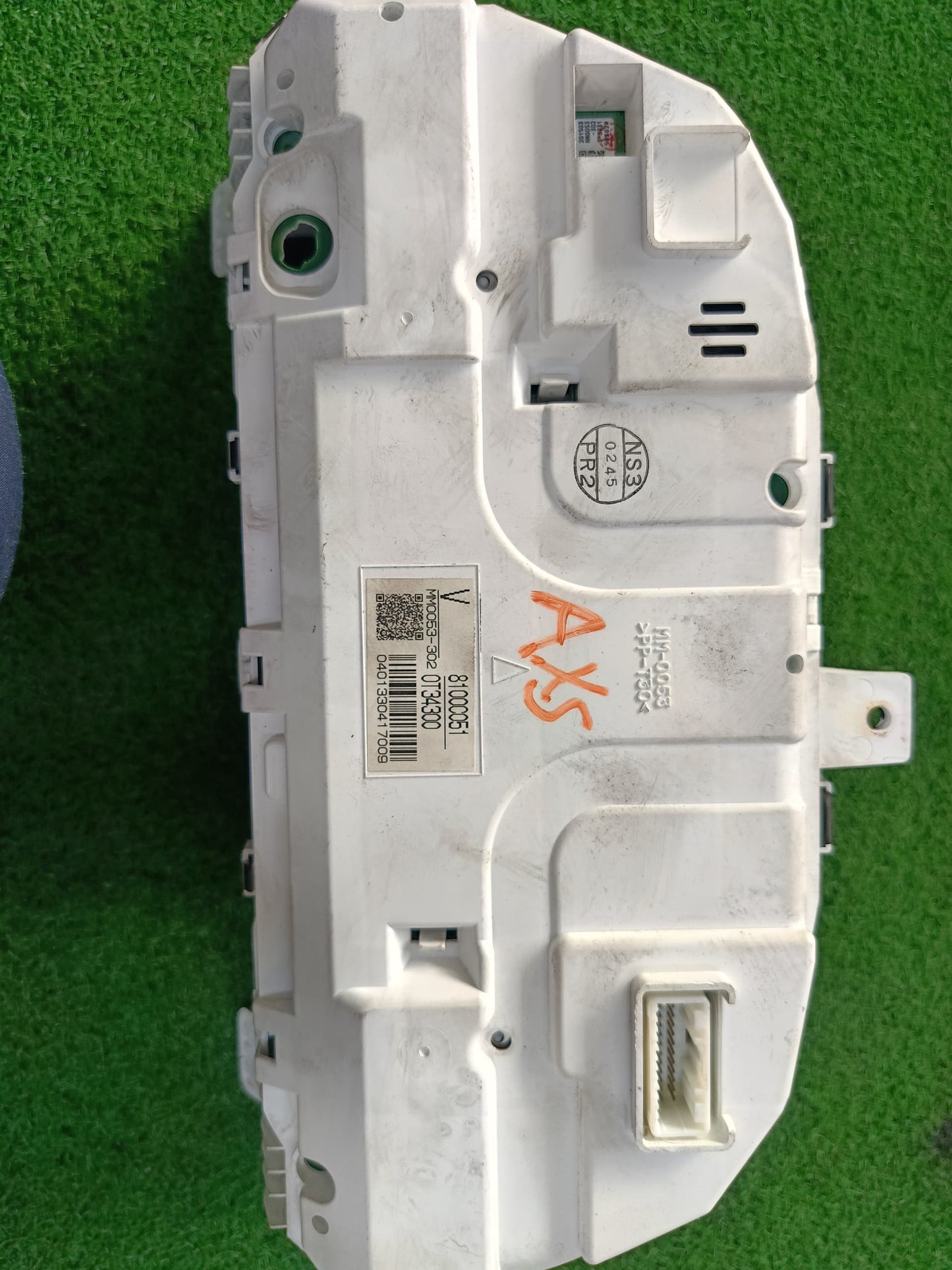 MITSUBISHI ASX METER (8100C051)