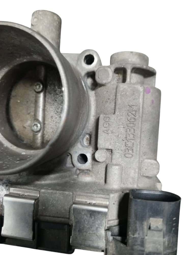 VOLKSWAGEN POLO THROTTLE BODY (03C133062M)