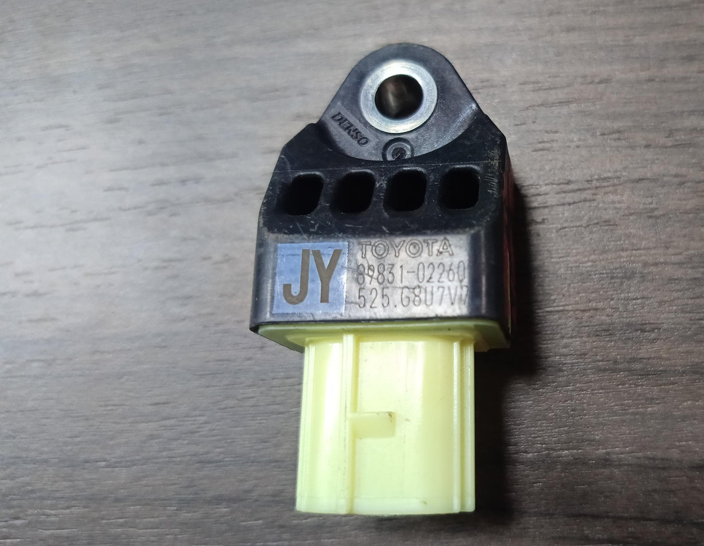 TOYOTA ALTIS,YARIS,VIOS AIRBAG SENSOR (89831-02260)