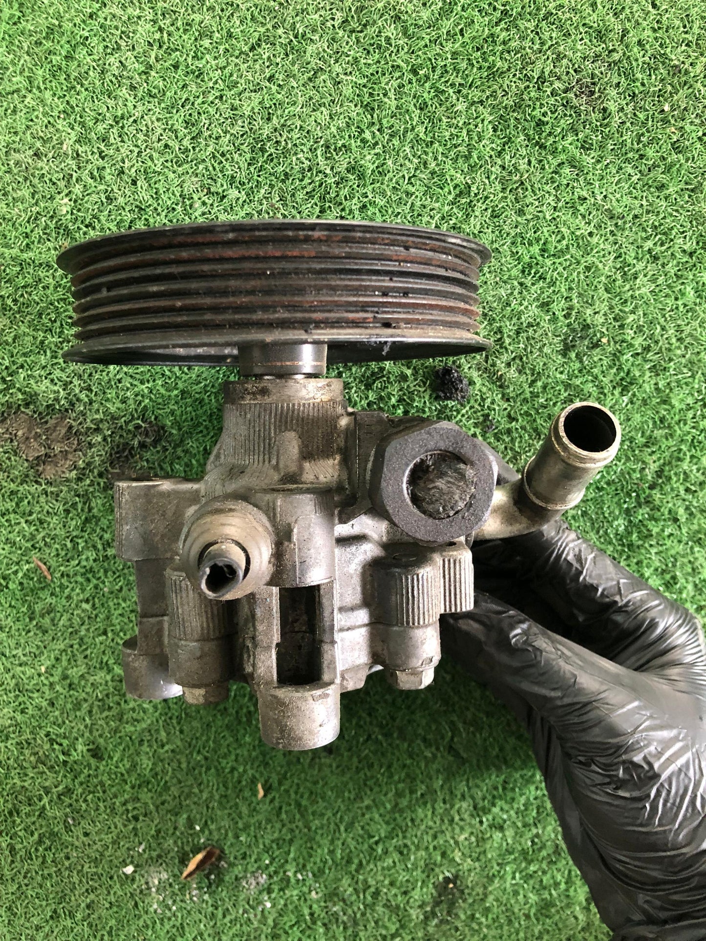 TOYOTA WISH STEERING PUMP (SP0008)
