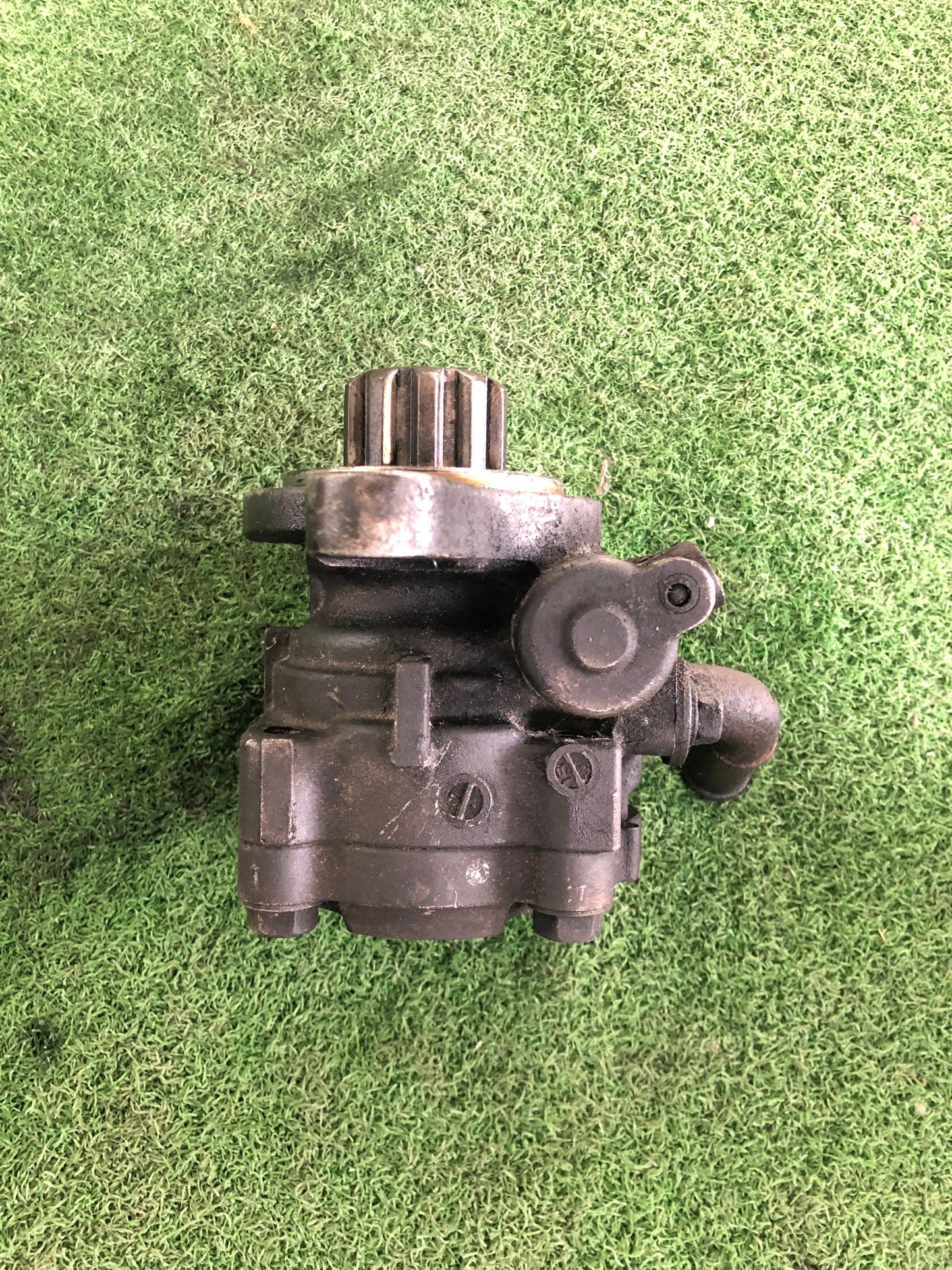 TOYOTA HILUX VIGO KUN26 STEERING PUMP (SP0004)