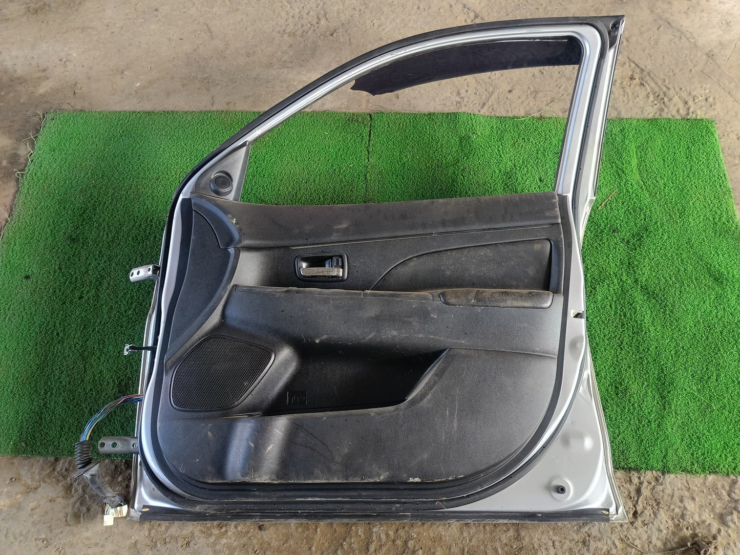 MITSUBISHI ASX FRH DOOR PANEL COMPLETE (DP00189)
