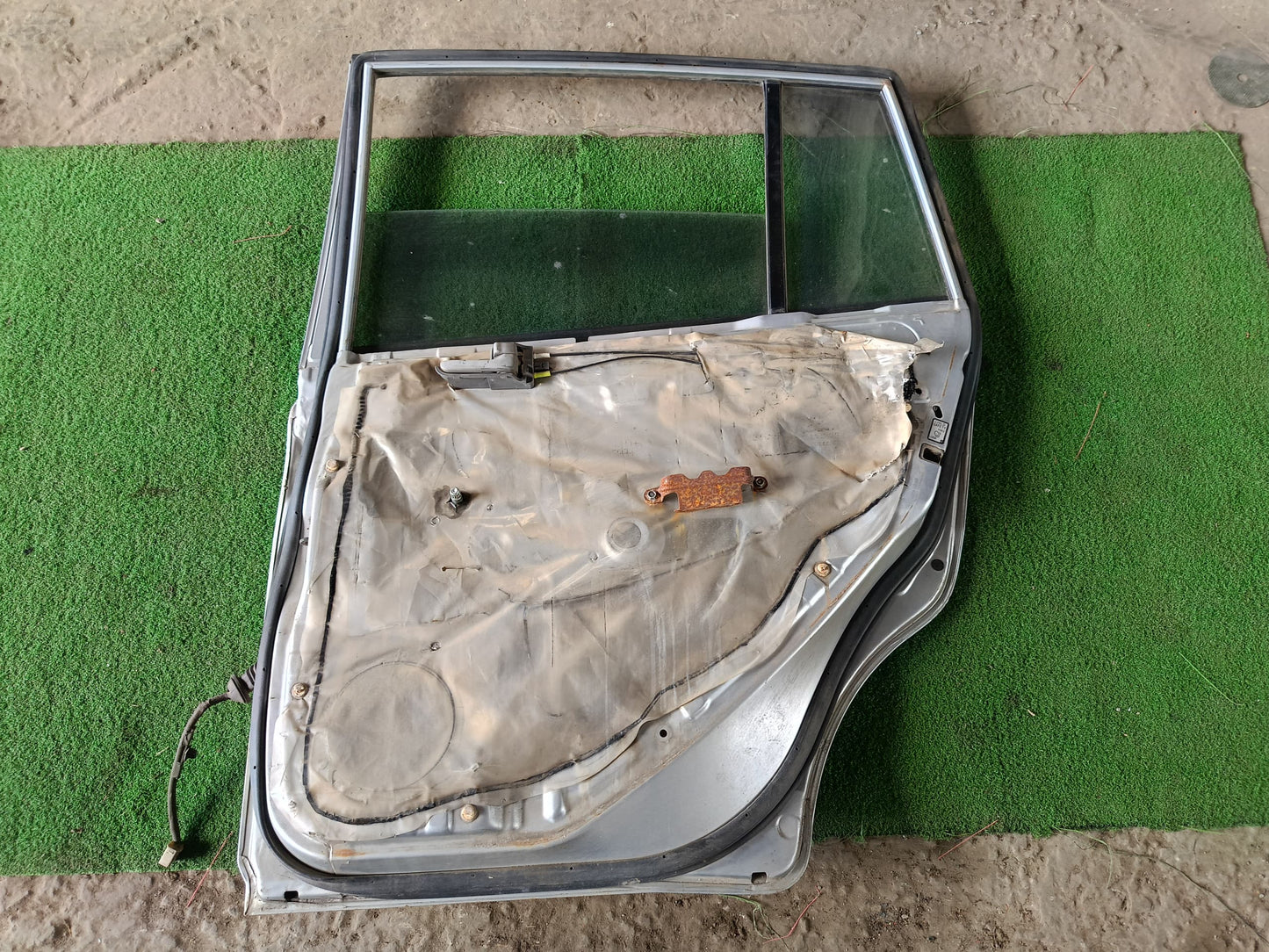 PERODUA VIVA DOOR PANEL RRH KOSONG GREY (DP00202)
