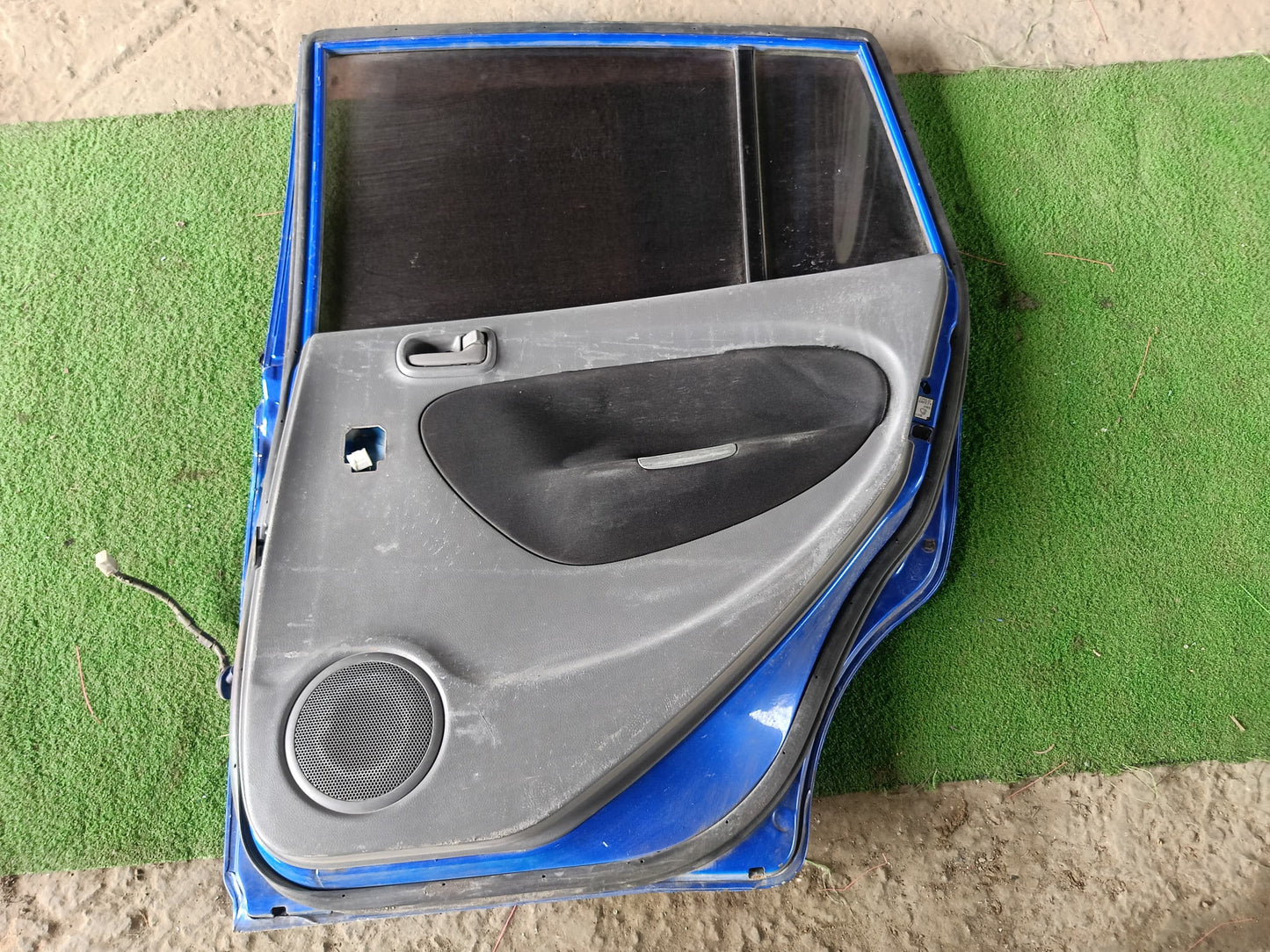 PERODUA VIVA DOOR PANEL RRH COMPLETE BLUE (DP00197)
