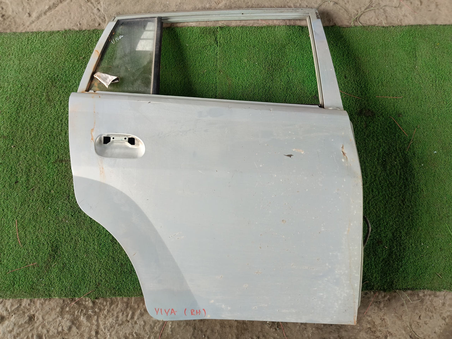 PERODUA VIVA DOOR PANEL RRH KOSONG WHITE (DP00203)