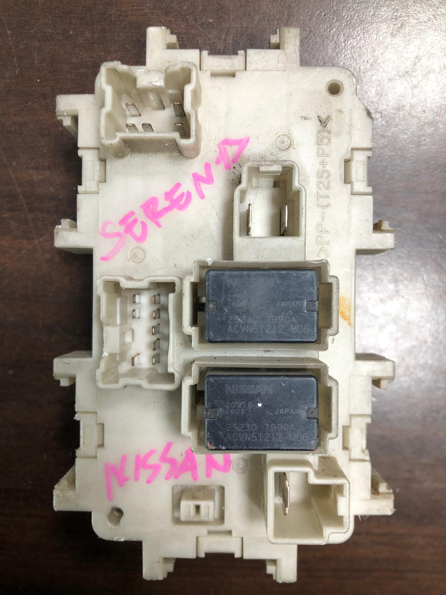 NISSAN SERENA FUSE BOX (FSB0011)