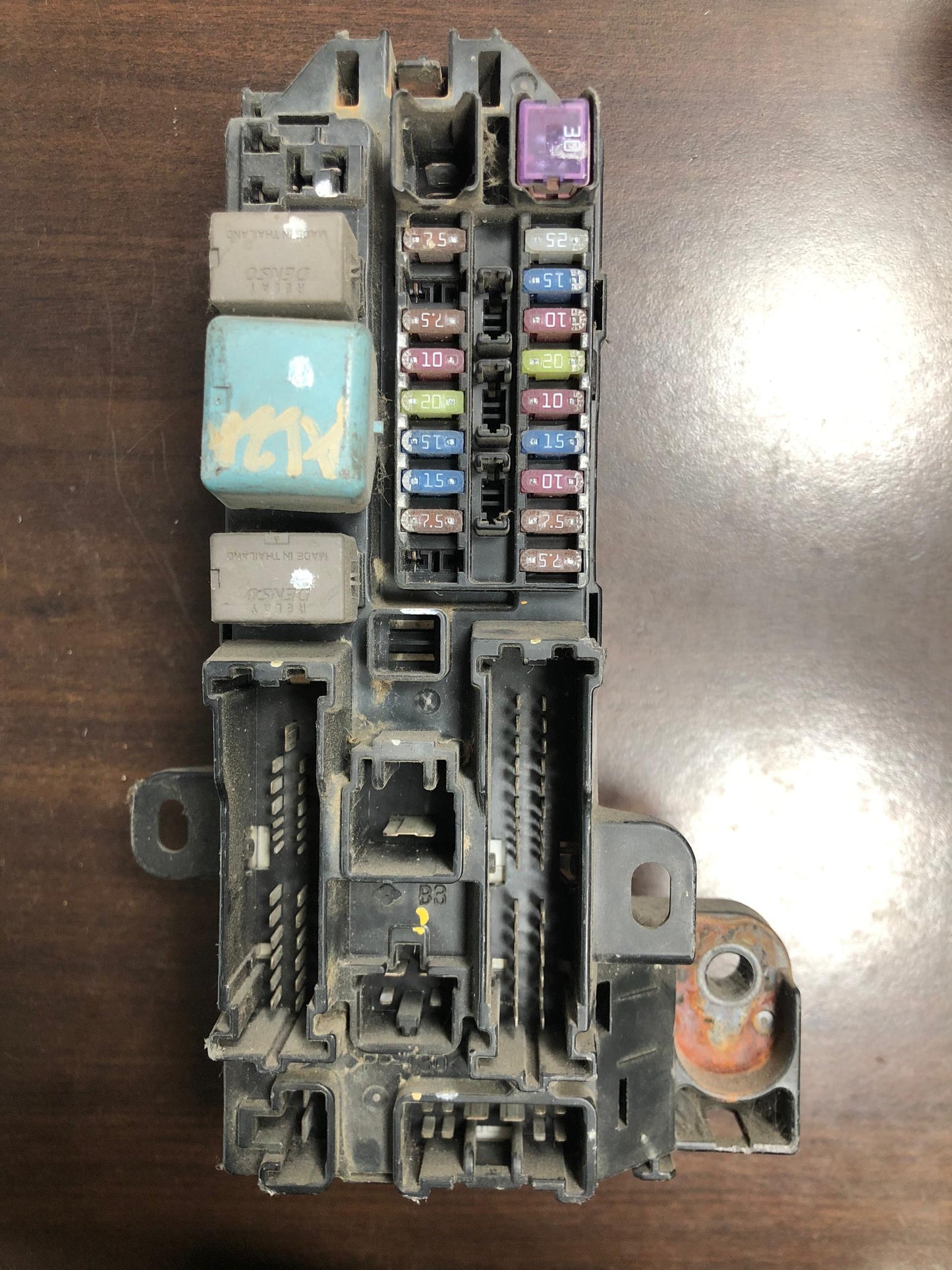 PERODUA ALZA FUSE BOX (B1090-0)