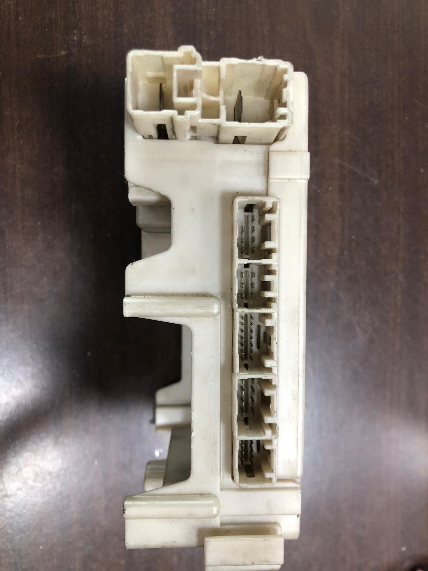TOYOTA FORTUNER GUN156 FUSE BOX (82730-0K280)