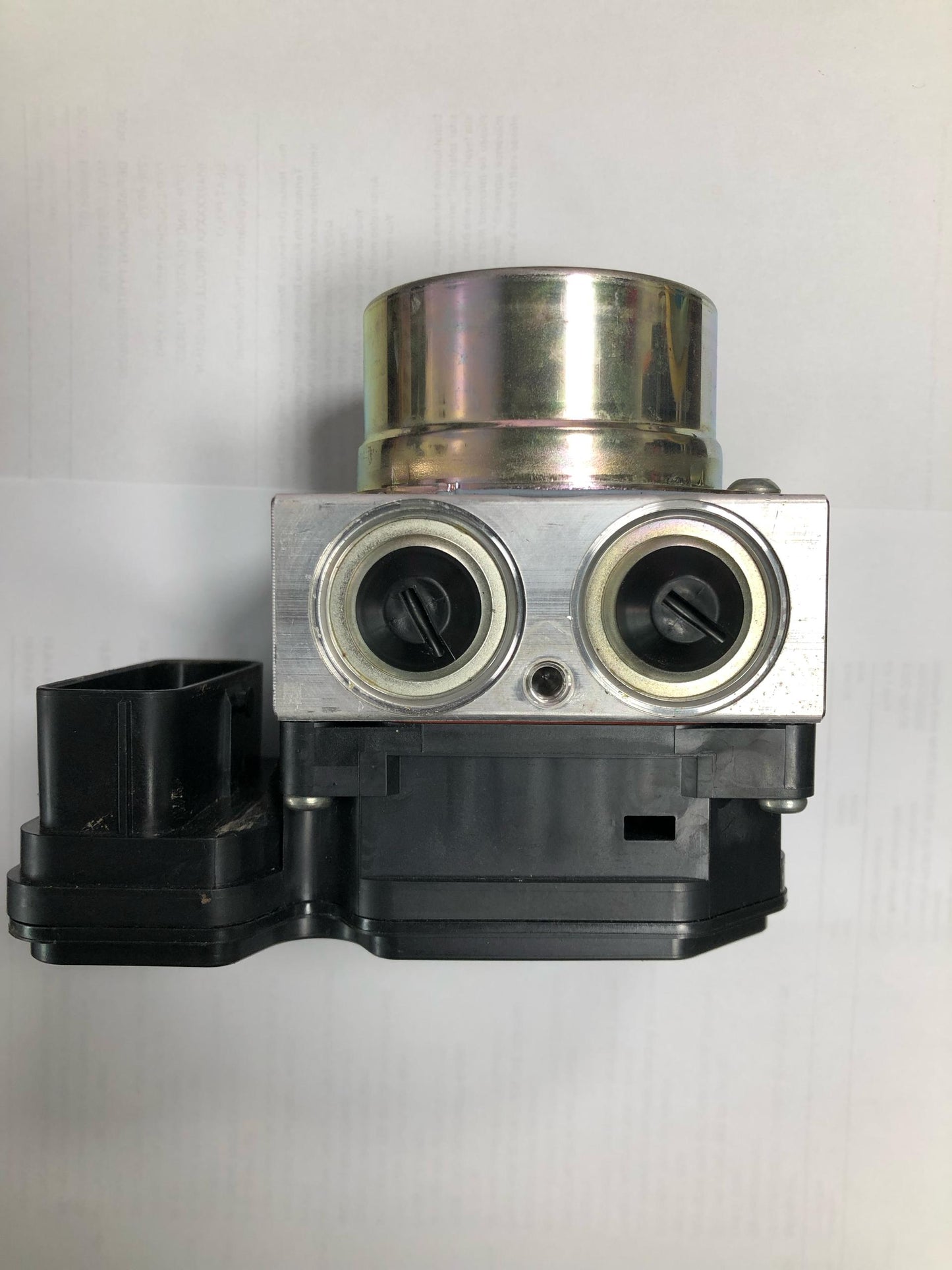 MITSUBISHI TRITON ABS PUMP (113040-41380)