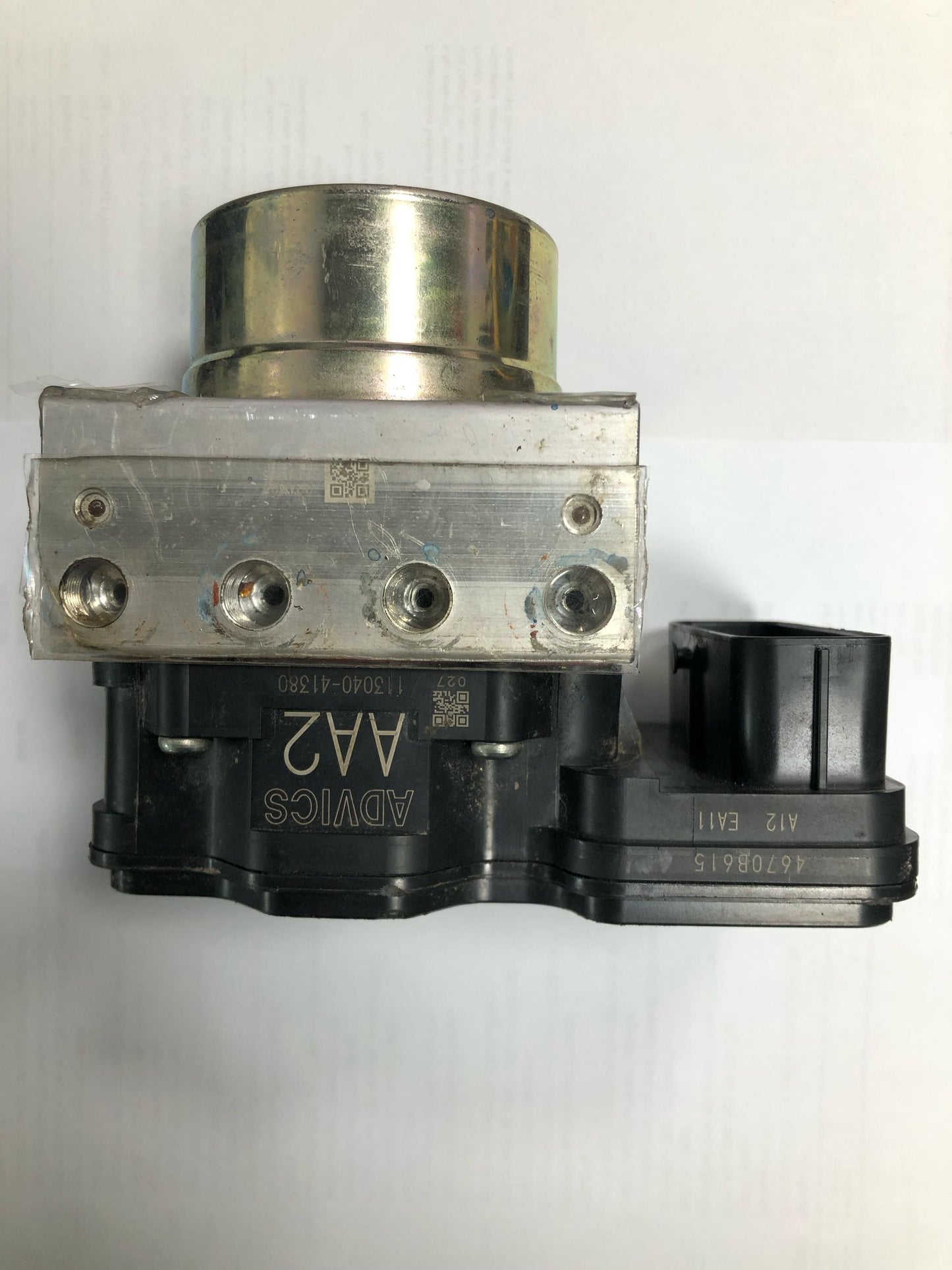 MITSUBISHI TRITON ABS PUMP (113040-41380)