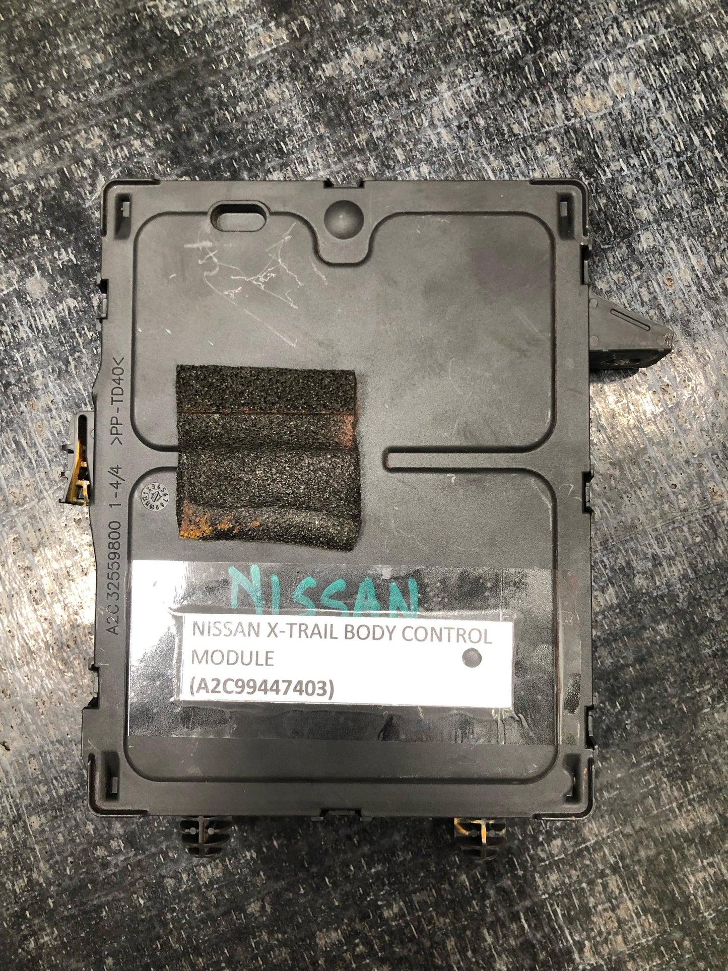 NISSAN X-TRAIL BODY CONTROL MODULE (A2C99447403)