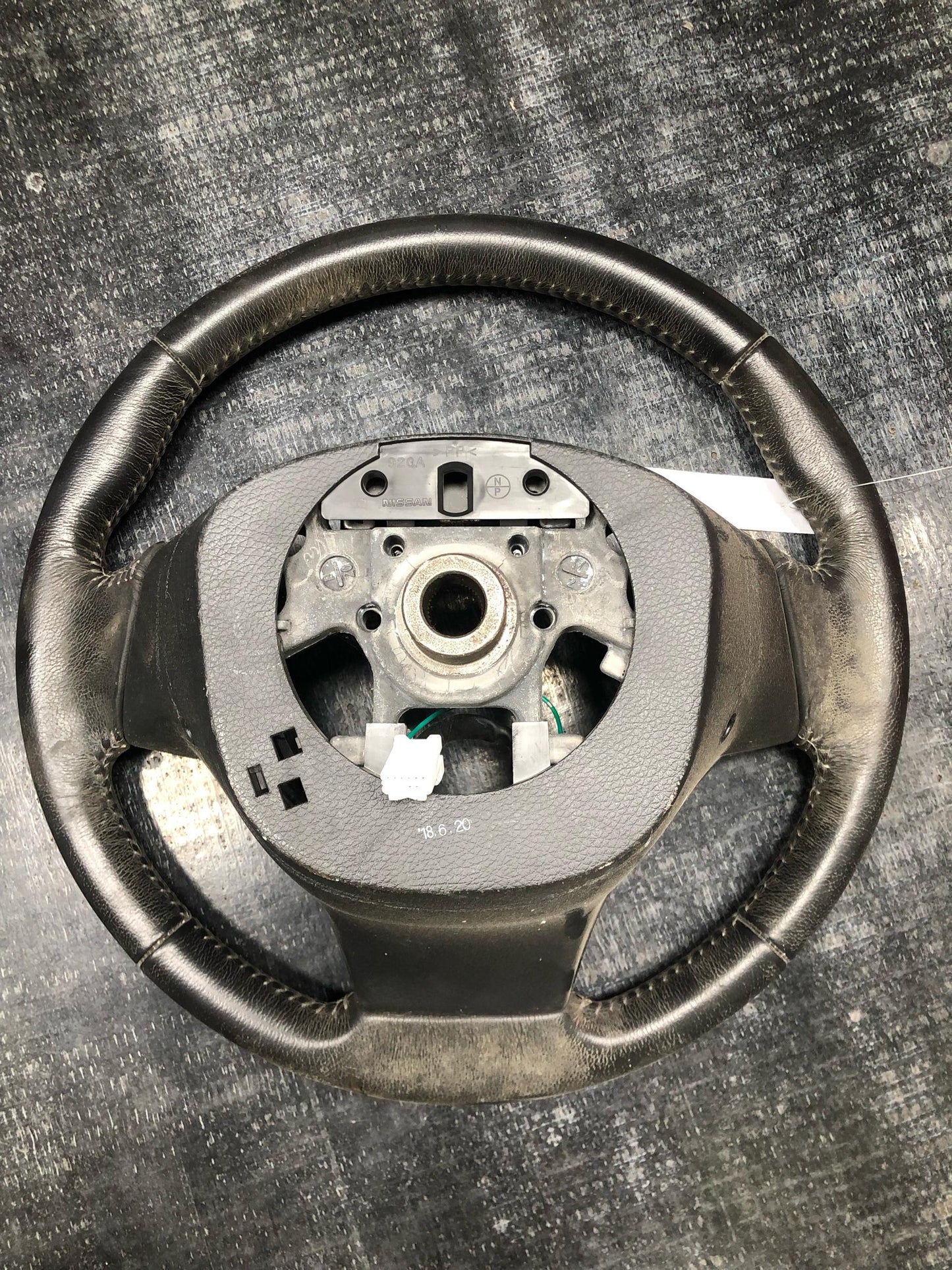 NISSAN X-TRAIL STEERING WHEEL (SW00101)