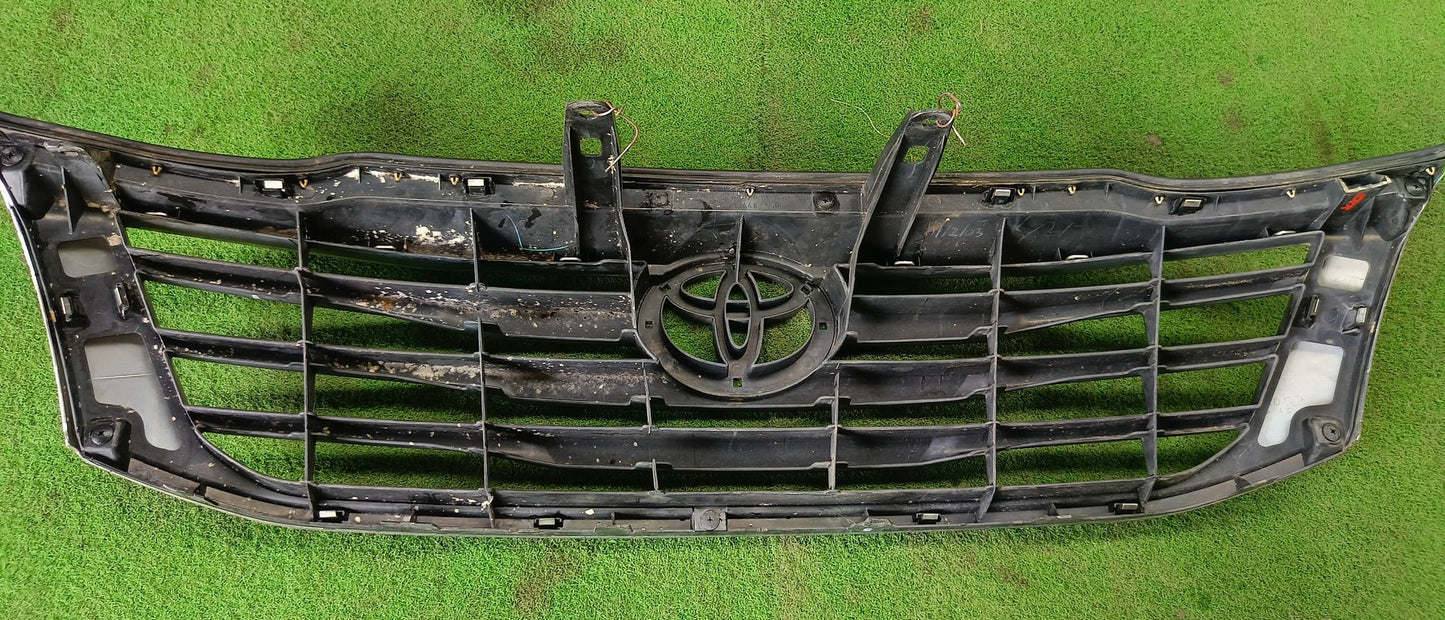 VIGO KUN26 FRONT CHROME GRILLE (53100-0K610)