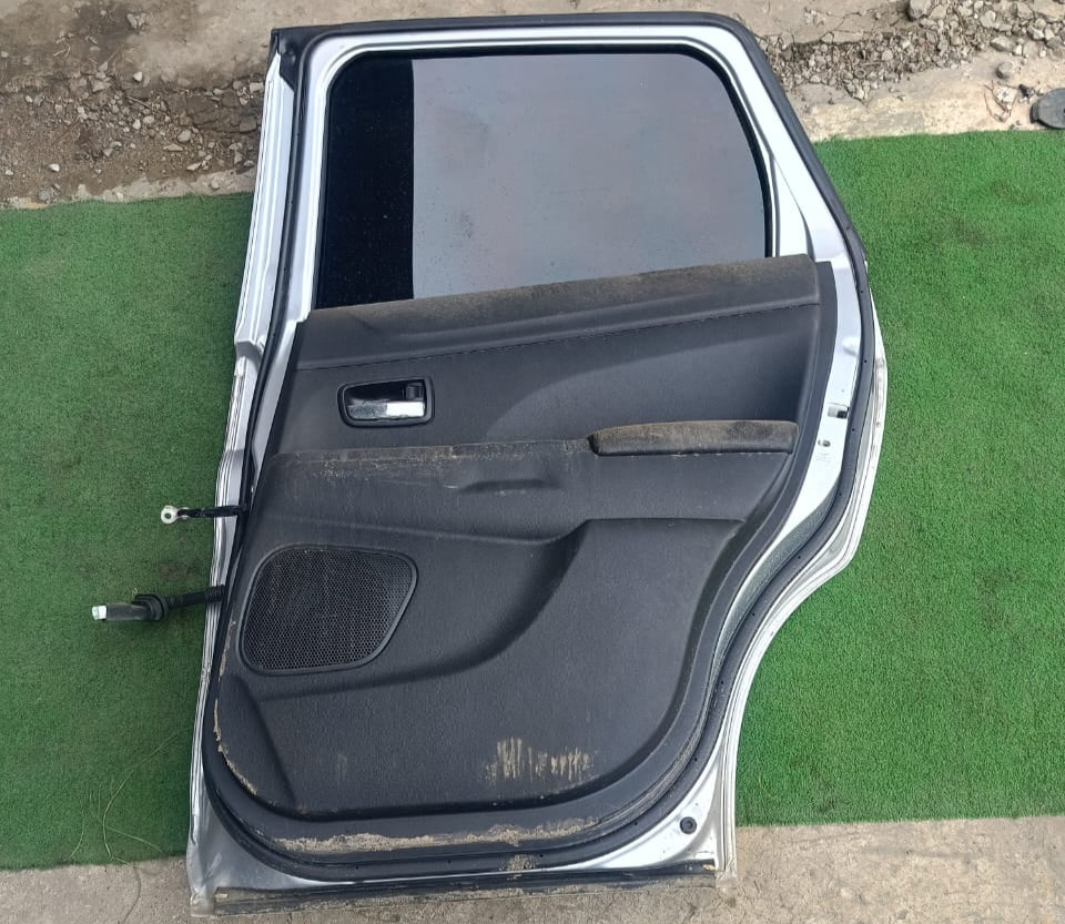 MITSUBISHI ASX DOOR PANEL RRH COMPLETE SILVER (DP00265)