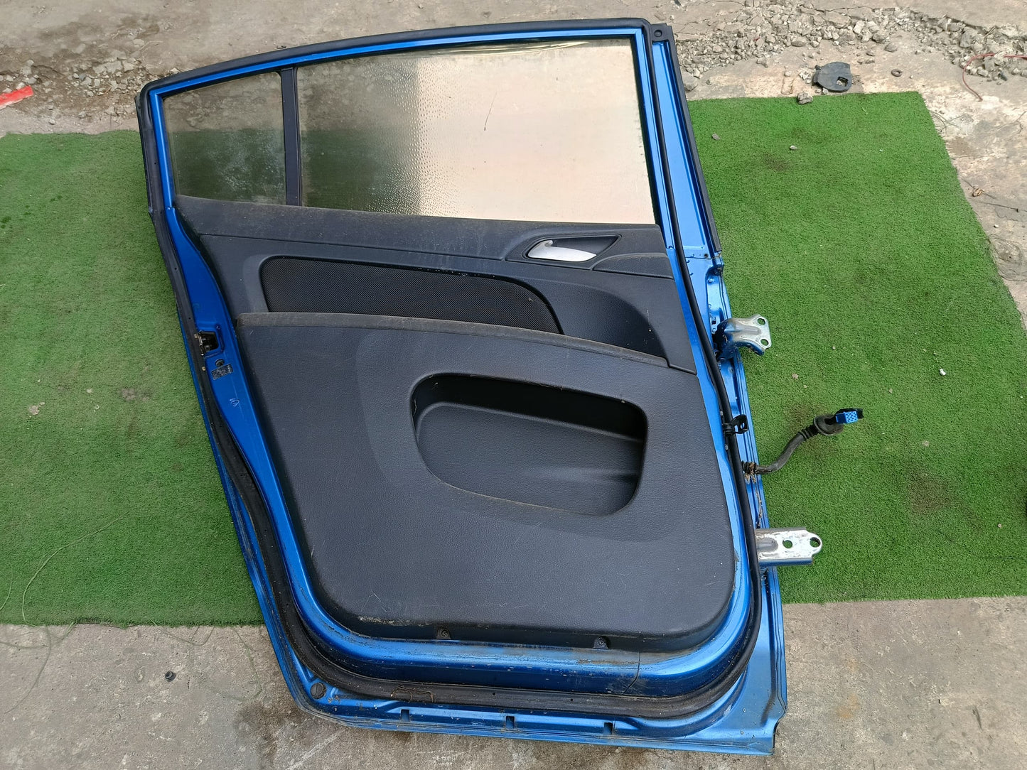 PROTON PREVE DOOR PANEL RLH COMPLETE BLUE (DP00238)