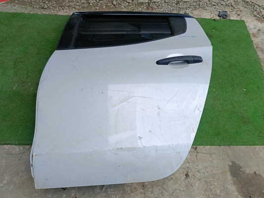 MITSUBISHI TRITON DOOR PANEL RLH COMPLETE SILVER (DP00245)