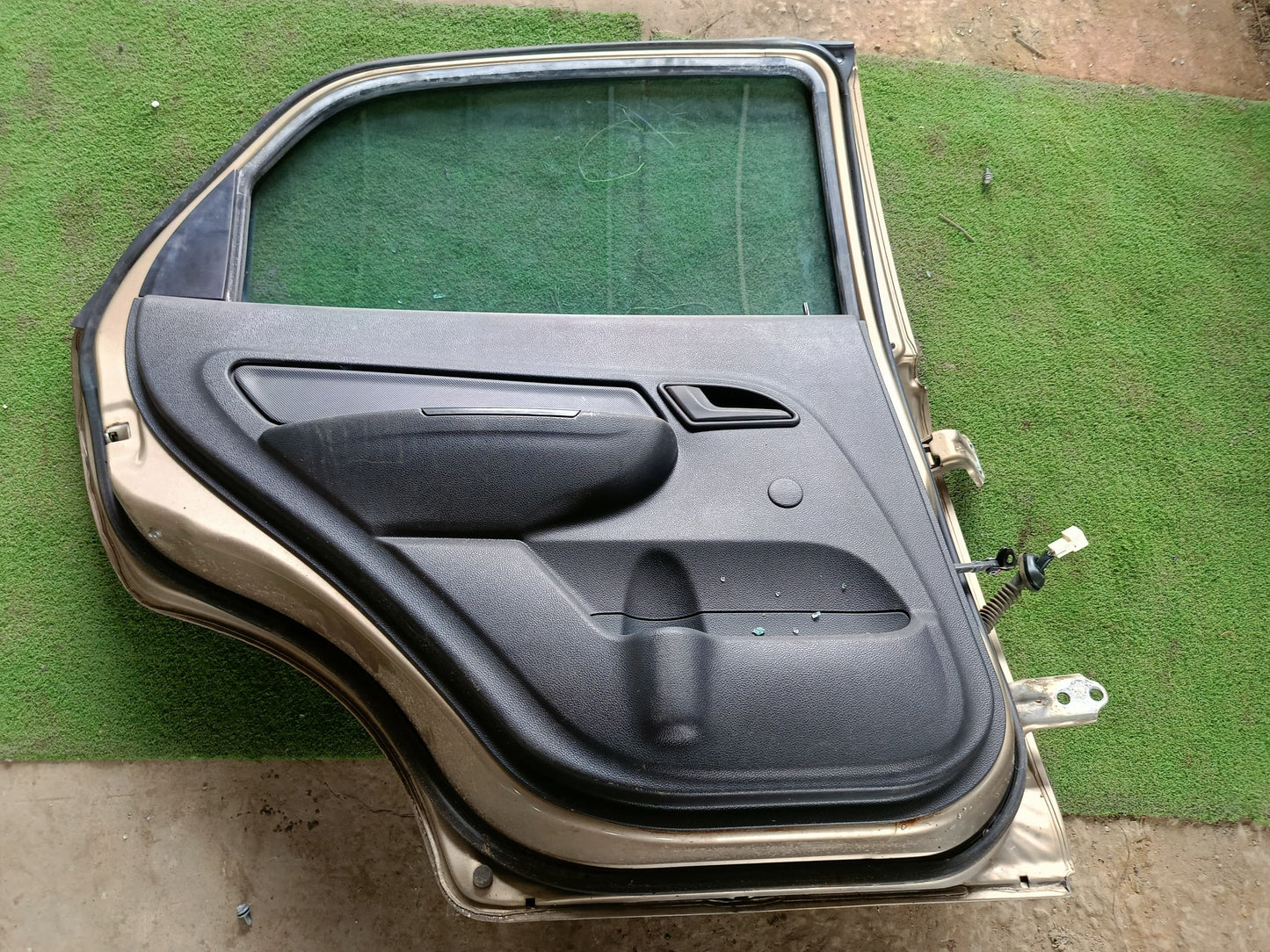 PROTON SAGA FLX DOOR PANEL RLH COMPLETE GOLD (DP00250)